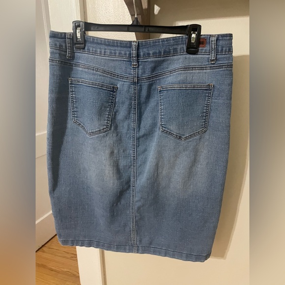 Classic Blue Denim Skirt - Picture 2 of 3